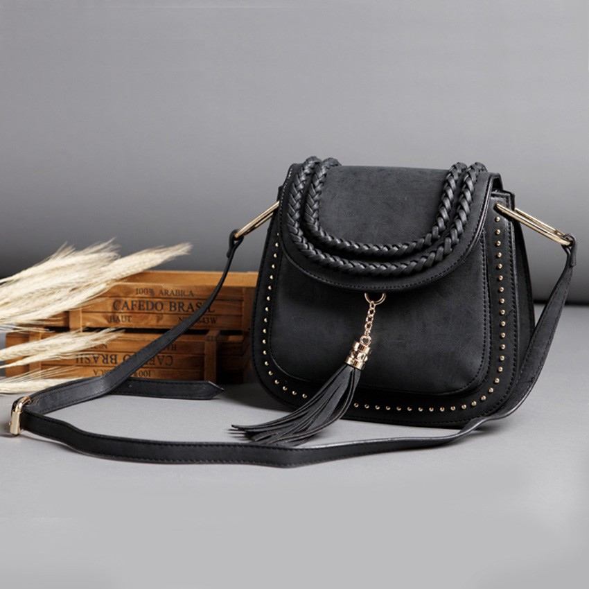 กระเป๋าสะพายแฟชั่น-รุ่น-vintage-saddle-black