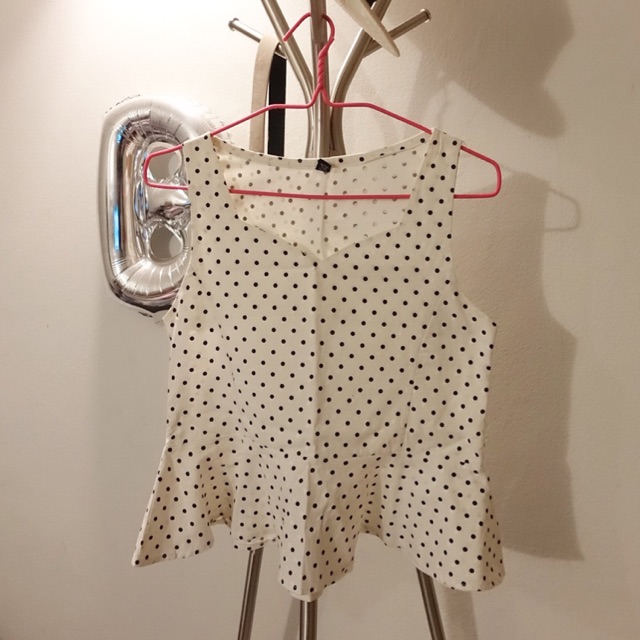 Sweetie Pie Dot Crop Top (White) | Shopee Thailand