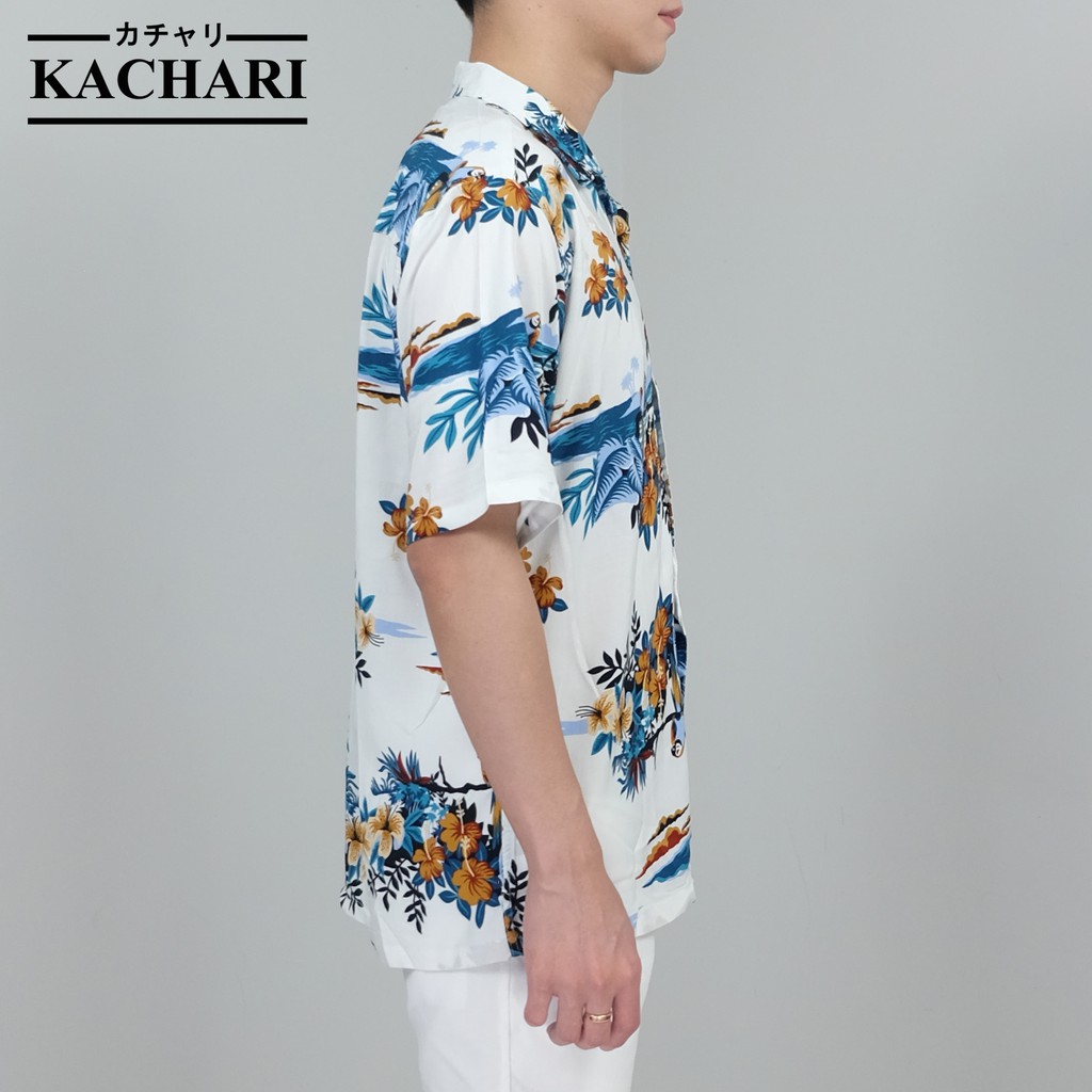 kachari-flower-parrot-สีขาว-พร้อมส่งฟรี-เสื้อฮาวาย-เสื้อสงกรานต์-ผ้าเรยอน