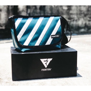 Fighter กระเป๋าสะพายข้าง Collections Off-White(อากาศ)