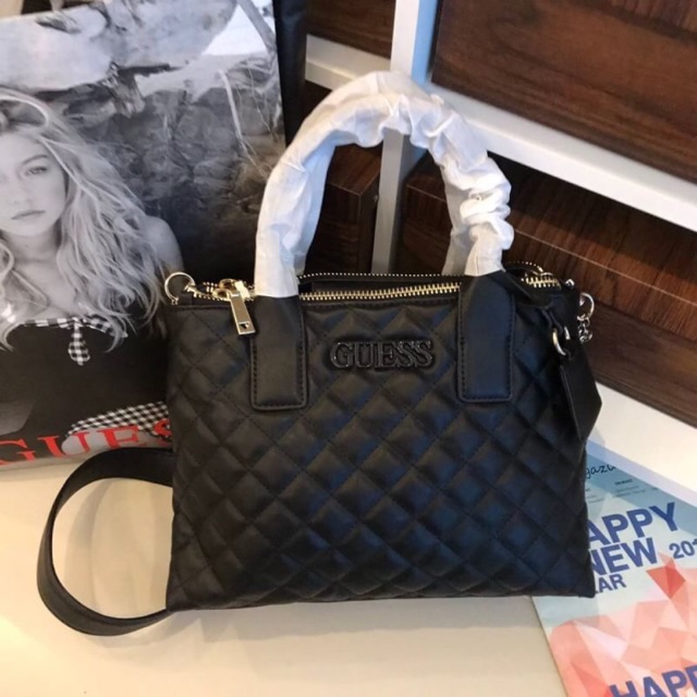 guess-elliana-quilted-look-handbag-แท้-outlet