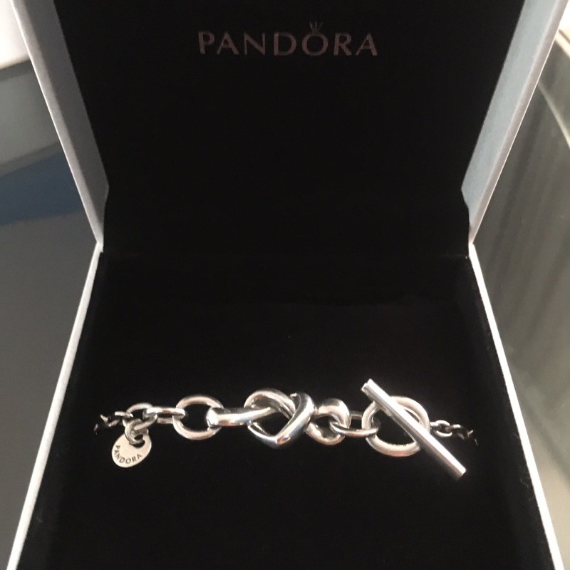 Pandora heart 2024 knot bracelet