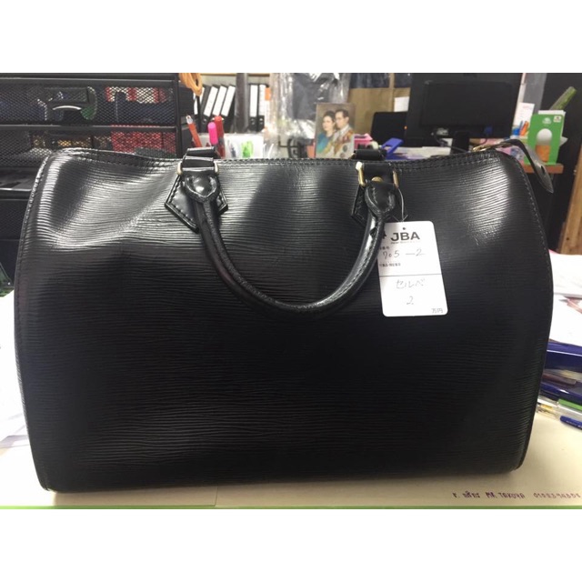 LOUIS Black Epi Leather Speedy 35 Bag | Shopee Thailand