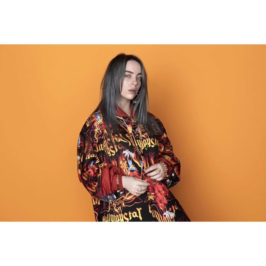 โปสเตอร์-billie-eilish-บิลลี-ไอลิช-โปสเตอร์-รูปภาพ-ภาพถ่าย-ตกแต่งผนัง-poster-music-โปสเตอร์วินเทจ-โปสเตอร์วงดนตรี