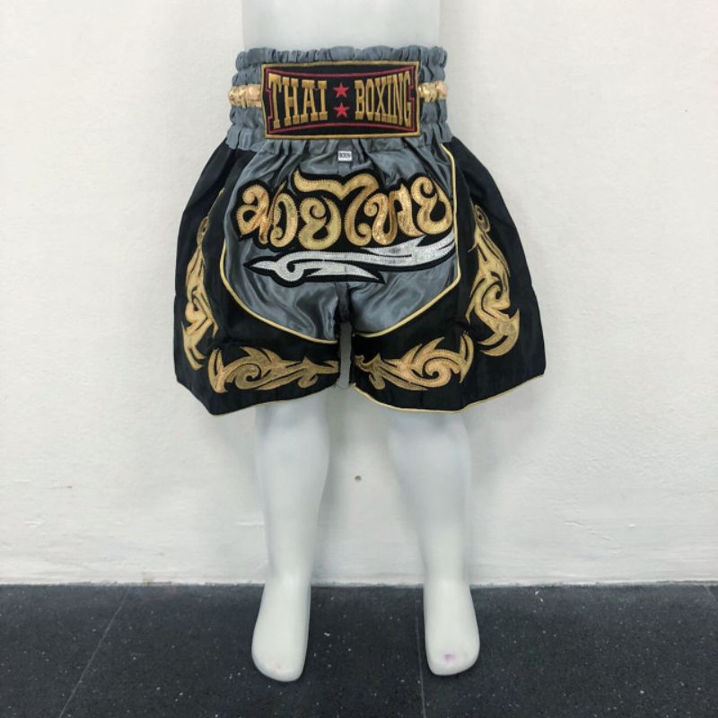 ภาพสินค้ากางเกงมวย กางเกงมวยไทย ของเด็ก ผ้าซาติน ปักอักษรสีทอง (Thai boxing) จากร้าน gale_june บน Shopee ภาพที่ 8