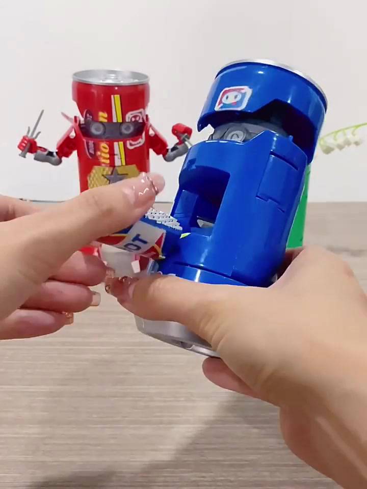 หุ่นยนต์แปลงร่าง-ของเล่นหุ่นยนต์-ของเล่นฝึกสมอง-transformers-robot-เครื่องดื่มโซดาขวดกระป๋อง-transformed