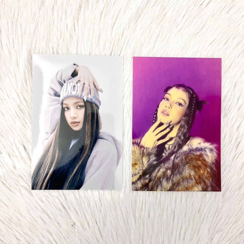 ภาพหน้าปกสินค้าพร้อมส่ง  โปสการ์ด ลิซ่า lisa lalisa ในอัลบั้มล็อต YG วายจี ของแท้จากในอัลบั้ม