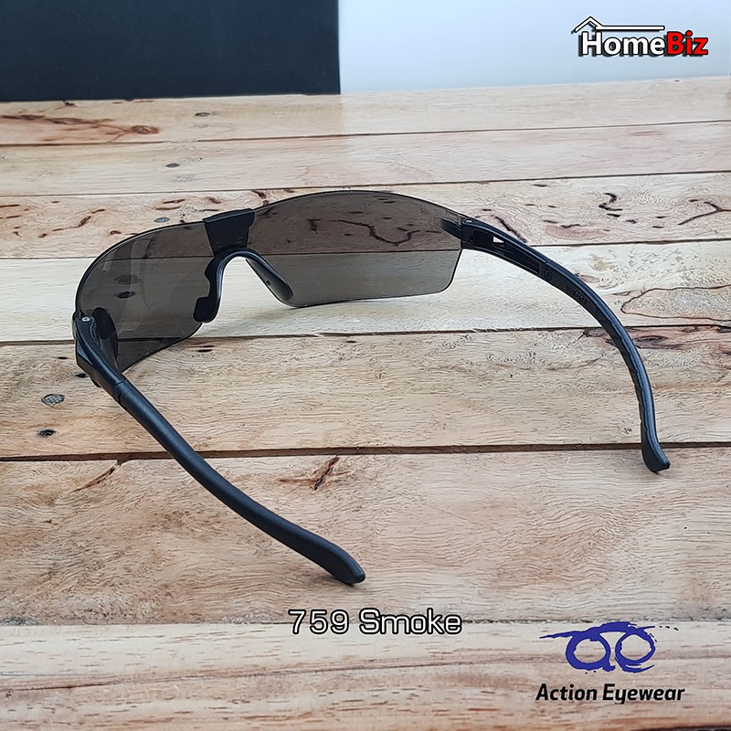action-eyewear-759-smoke-แว่นตานิรภัย-แว่นตากันuv-แว่นกันแดดผู้ชาย-แว่นใส่เที่ยว-แถมฟรี-ซองผ้าใส่แว่น