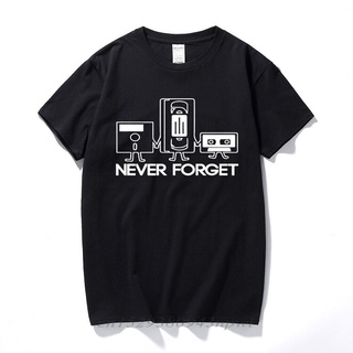 ใหม่ เสื้อยืดแขนสั้น ผ้าฝ้าย 100% พิมพ์ลาย Never Forget Floppy Disc VHS Cassette Tech Geek แฟชั่นคู่รัก สําหรับผู้ชาย แล