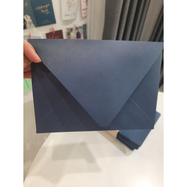 ภาพหน้าปกสินค้าซองสีกรมท่า ซองสีน้ำเงินเข้ม ซองยุโรป 5x7 นิ้ว (50 ซอง)
