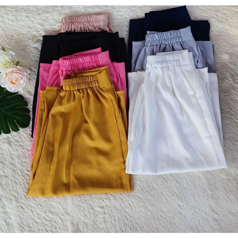 rungnapa-shop-กางเกงผู้หญิง5ส่วน-เอวฟรีไซส์26-38นิ้ว-สาวอวบใส่ได้-ผ้าใส่สบายสีไม่ตก-เอวยืดมีสม็อคหลัง