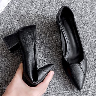 สินค้า รองเท้าเดียวหญิงส้นหนาฤดูใบไม้ร่วงใหม่หนังนิ่ม 2 สวม 3 ซม. ส้นเล็ก 5 ซม. ส้นกลางสีดำรองเท้าทำงาน