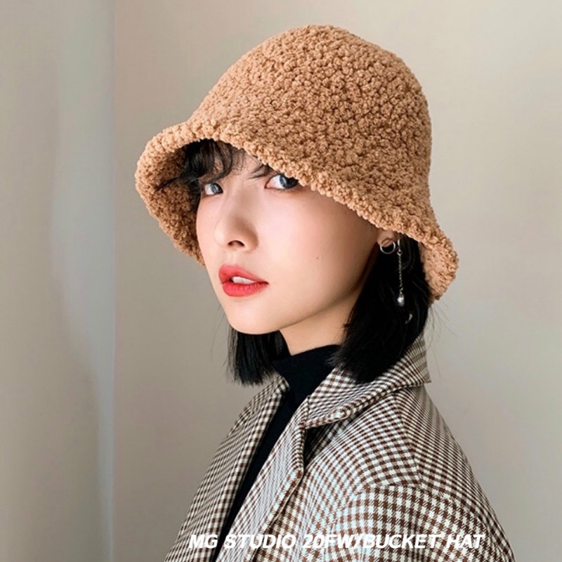 ภาพหน้าปกสินค้าหมวกบักเก็ต ผ้าขนแกะ ขนาดเล็ก ให้ความอบอุ่น เข้ากับทุกการแต่งกาย สไตล์เกาหลี สำหรับสตรี จากร้าน mugua1s.th บน Shopee