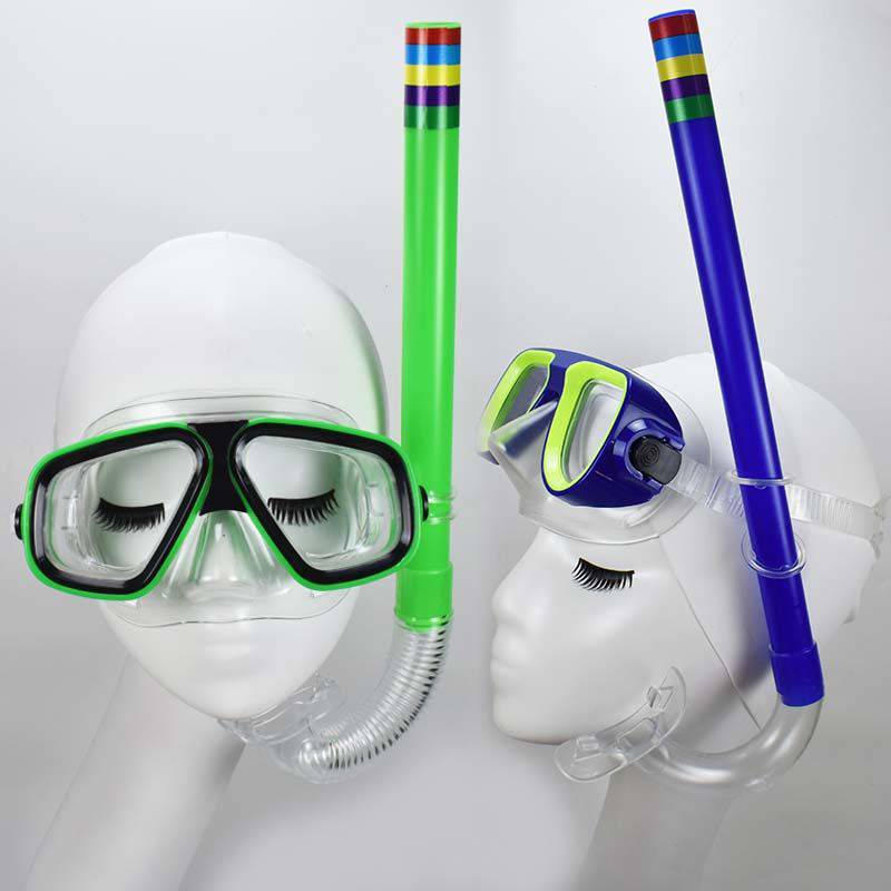ภาพหน้าปกสินค้าแว่นตาพร้อมท่อหายใจดำน้ำ (SNOEKEL) สำหรับเด็กซ้อมว่ายน้ำ 3-12 ปี รหัส 938
