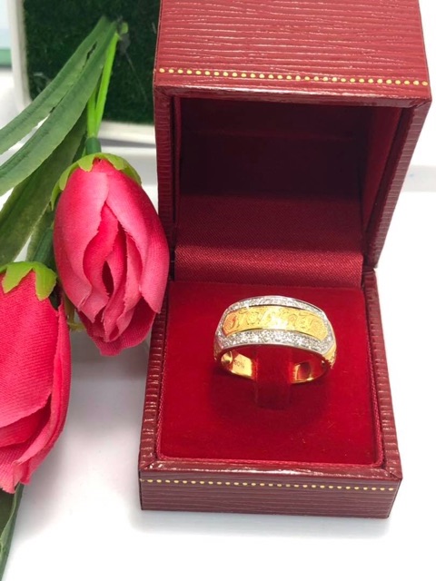 แหวนทองคำแท้เพชรแท้สวยๆ