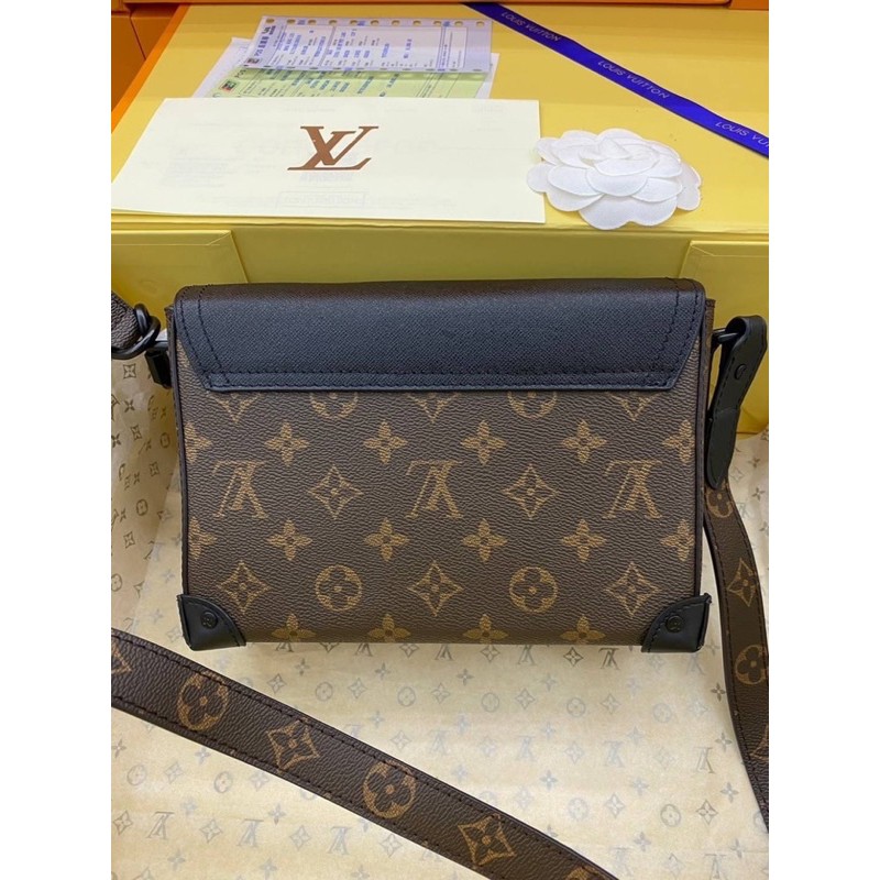 กระเป๋าสะพายข้าง-louis-vuitton