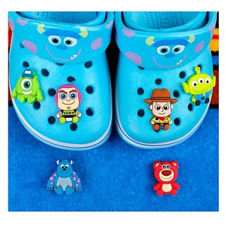 CROCS เข็มกลัด รูปการ์ตูนหมู ไดโนเสาร์ สตรอเบอร์รี่ หมี จิบบิท น่ารัก เครื่องประดับ สําหรับตกแต่งรองเท้าเด็ก