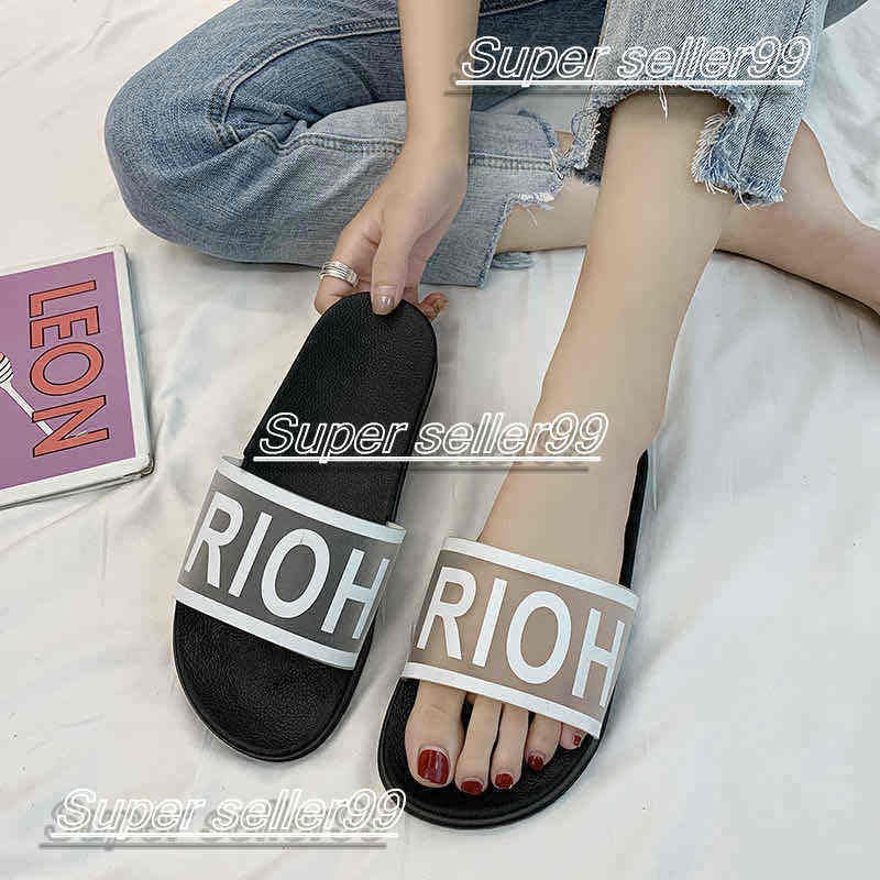 ภาพหน้าปกสินค้าส่งจากไทยพร้อมส่ง2019 ซูพรีมRLOH รองเท้าผู้ชายและผู้หญิง รองเท้าแตะ จากร้าน super_seller99 บน Shopee