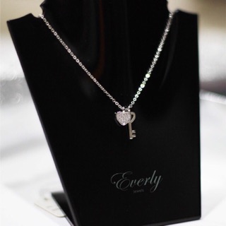 พร้อมส่ง✔️ Key To Your Heart Necklace สร้อยคอกุญแจสู่หัวใจ สร้อยคอเพชรcz