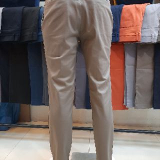 ภาพขนาดย่อของภาพหน้าปกสินค้ากางเกงขายาวผู้ชาย แสลคกระบอกเล็ก สีไม่ตก ไม่ขึ้นขน จากร้าน parmynk บน Shopee
