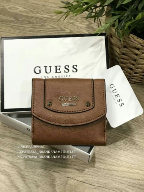 พร้อมส่งความสวย-new-arrival-guess-factory-womens-short-walletแท้