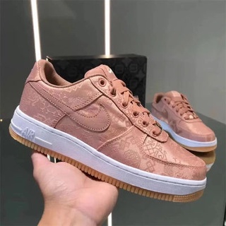  AF1 CLOT Rose Gold รองเท้าผ้าใบผู้ชายและผู้หญิงแฟชั่นรองเท้าผู้ชาย（สีใหม่）