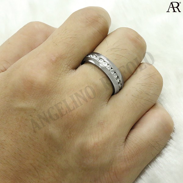 angelino-rufolo-ring-ดีไซน์-crystal-around-แหวนผู้ชาย-stainless-steel-316l-สแตนเลสสตีล-คุณภาพเยี่ยม-สีเงิน