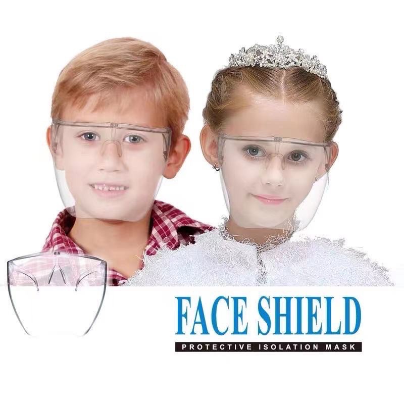 ภาพหน้าปกสินค้าพร้อมส่ง  แว่นตา หน้ากากใสของเด็กผู้ใหญ่ kids face shield glasses หน้ากากแว่นตา หน้ากากนิรภัย หน้ากากป้องกันน้ำลาย