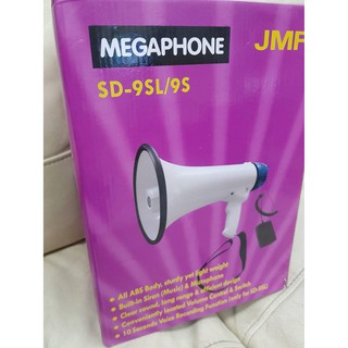 JMF MEGAPHONE  โทรโข่ง อัดเสียงแล้วนำไปเปิดวนซ้ำได้ /ชาร์จแบตได้ มีไมค์ในตัวและ ไมค์แบบมีสาย  เสียงดัง พกพาสะดวก