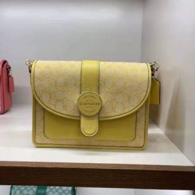 ผ่อน0-กระเป๋าสะพายข้าง-lonnie-crossbody-in-signature-jacquard-coach-c8307-gold-retro-yellow-ลายซี-สีเหลือง-10นิ้ว