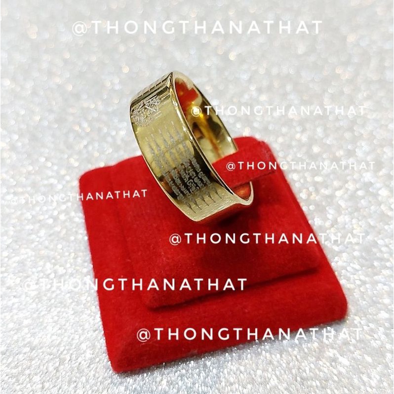 ภาพหน้าปกสินค้าแหวนยันต์ 5 แถว ** 8 mm.** เสริมธุรกิจ การค้า ก้าวหน้า มั่นคง แหวนยันต์โภคทรัพย์ 5 แถว จากร้าน thongthanathat บน Shopee
