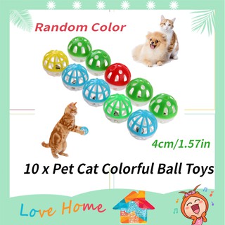 ♠⁎10 ชิ้นพลาสติกกลวงออกรอบสัตว์เลี้ยงแมวที่มีสีสันของเล่นลูกด้วยระฆังขนาดเล็ก
