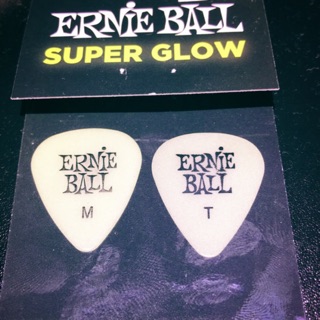 ERNIE BALL ปิ๊กกีตาร์ ปิคกีต้าร์ ปิ๊คกีต้าร์ ปิ๊ค ปิ๊ก Pick guitar   ** Made in USA **