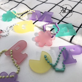 สินค้า JELLY ALPHABET KEYCHAIN ✨ พวงกุญแจตัวอักษร