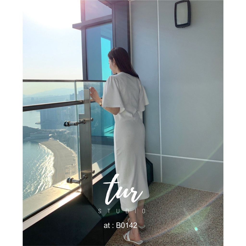 ชุดเดรสผ้ายืดสไตล์เกาหลี-แขนกระดิ่ง-ทรงเบสิค-เรียบง่าย