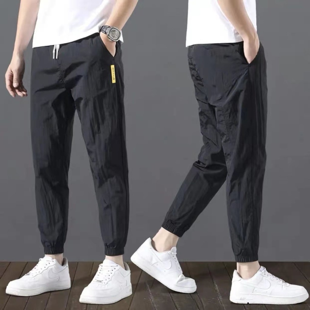 ภาพหน้าปกสินค้าพร้อมส่งกางเกงขายาวผู้ชายเกาหลี กางเกงขายาวทำงาน ผ้านิ่มเบาใส่สบายไม่ร้อน