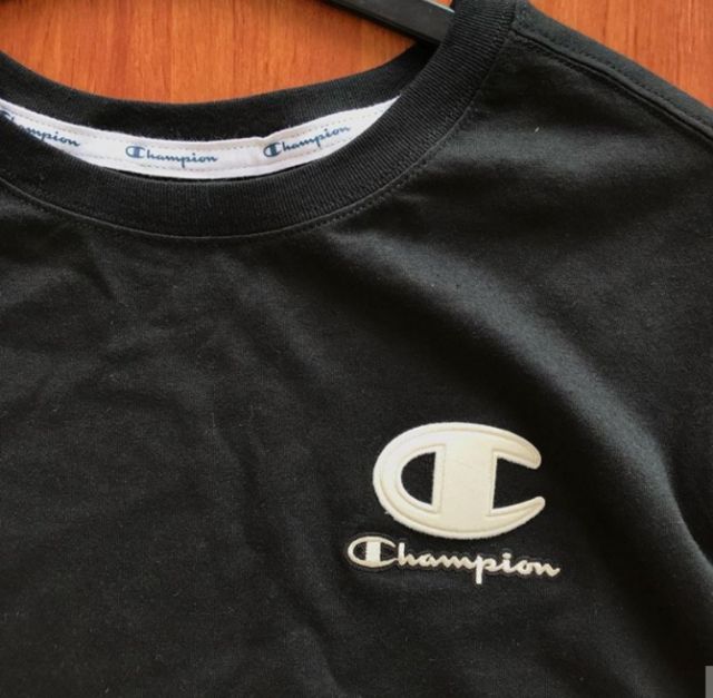cp-champion-cropped-tee-เสื้อครอปแบรนด์