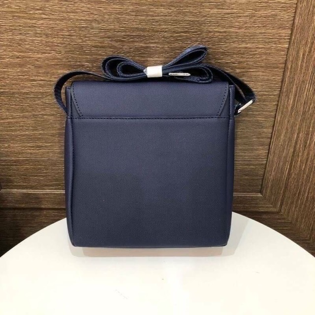 ของแท้-lacoste-mens-classic-flap-bag