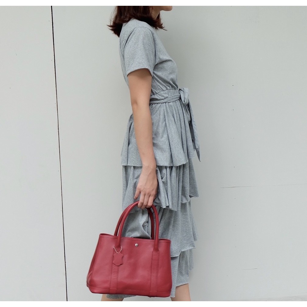 กระเป๋าถือหนังแท้-genuine-leather-handbag-ทรง-garden-party-หนังแบบ-saffiano-red