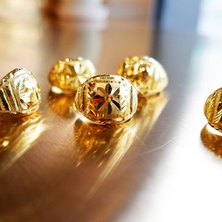 ภาพขนาดย่อของสินค้าSHINING GOLD แหวนทองคำแท้ 96.5% น้ำหนัก ครึ่งสลึง (1.9กรัม) ทักแชทเลือกลายได้เลยค่ะ