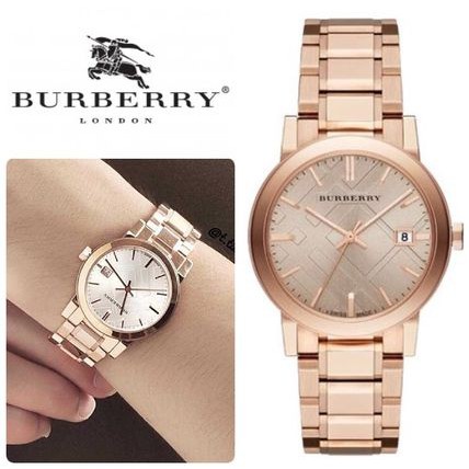 ภาพหน้าปกสินค้าOUTLET WATCH นาฬิกา Burberry OWB297 นาฬิกาข้อมือผู้หญิง นาฬิกาผู้ชาย แบรนด์เนม Brandname Burberry Watch BU9039 จากร้าน outlet_watch_premium บน Shopee