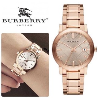 ภาพขนาดย่อของภาพหน้าปกสินค้าOUTLET WATCH นาฬิกา Burberry OWB297 นาฬิกาข้อมือผู้หญิง นาฬิกาผู้ชาย แบรนด์เนม Brandname Burberry Watch BU9039 จากร้าน outlet_watch_premium บน Shopee ภาพที่ 1