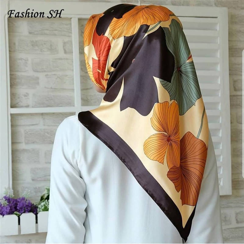 ภาพหน้าปกสินค้าFashionable lady turban silk shawl M90121