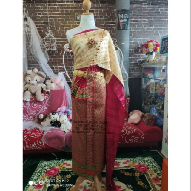 เช่าชุดไทยเจ้าสาว-ผ้าถุงไหมอินเดีย-สไบปักสีทองรวมเครื่องประดับ-ค่าเช่า-3500-ค่าประกันชุด-2000