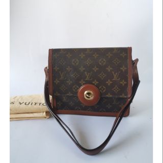 Sold​ out​♥️​louis​ vuitton​ monogram​ crossbody​ bag