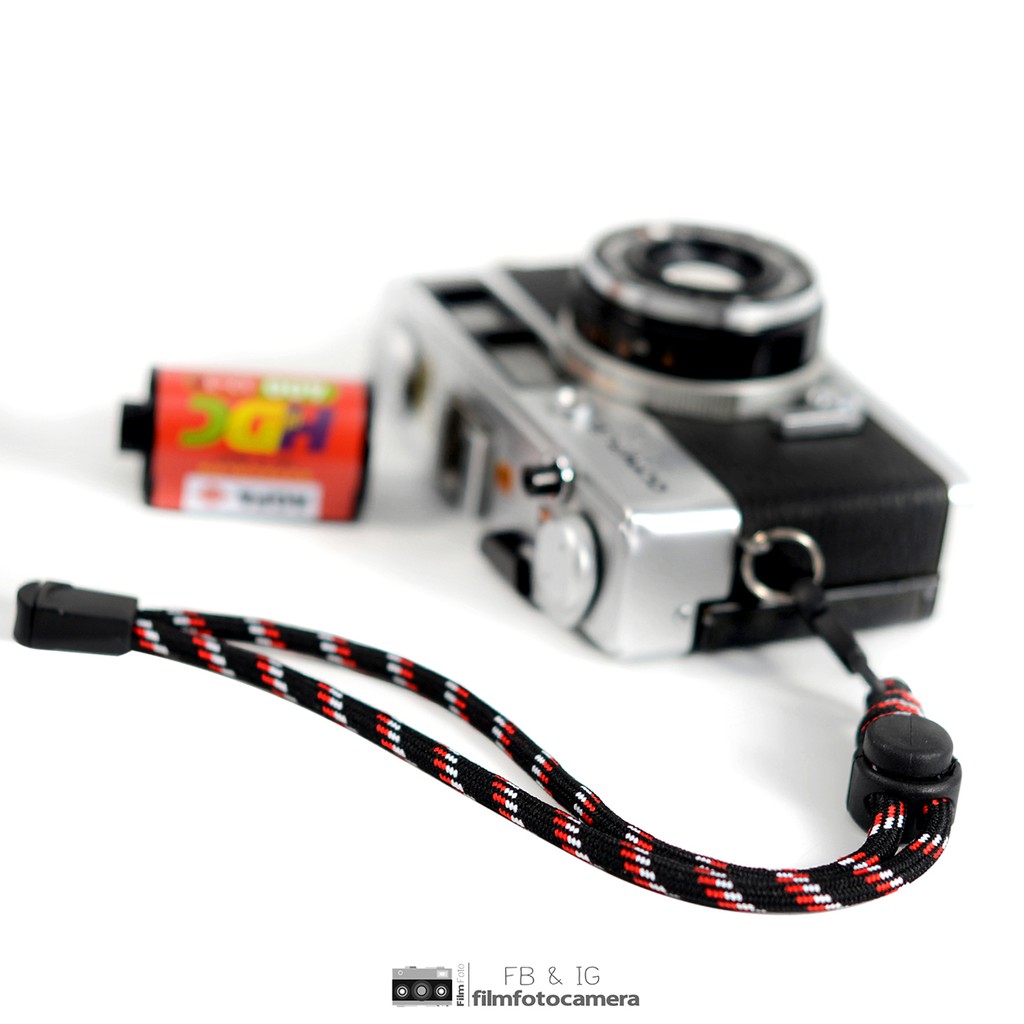 ภาพสินค้าสายกล้องคล้องมือ Para Cord ใช้ได้กับกล้องคอมแพ็คทุกรุ่น จากร้าน filmfoto19 บน Shopee ภาพที่ 2
