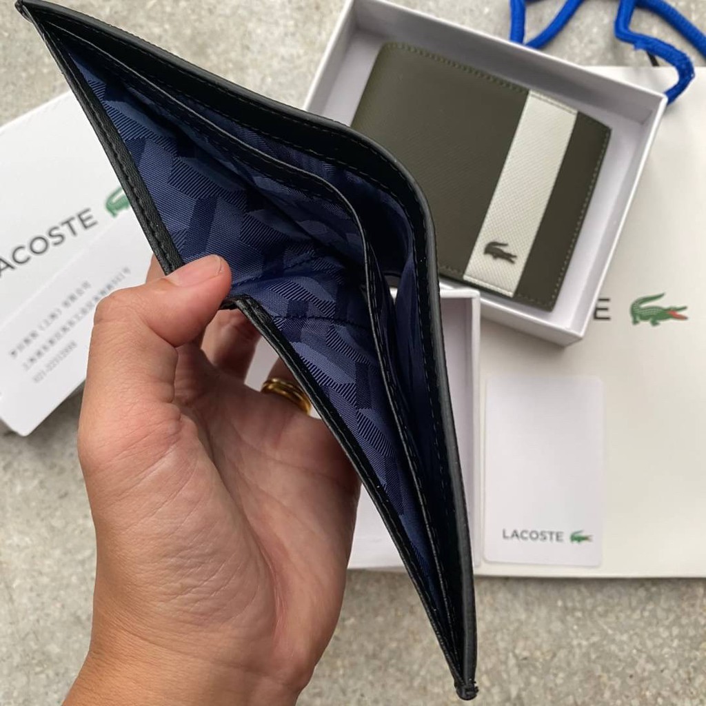 รุ่นใหม่-lacoste-short-wallet-กระเป๋าสตางค์แบบพับ2ตอนสำหรับผู้ชาย