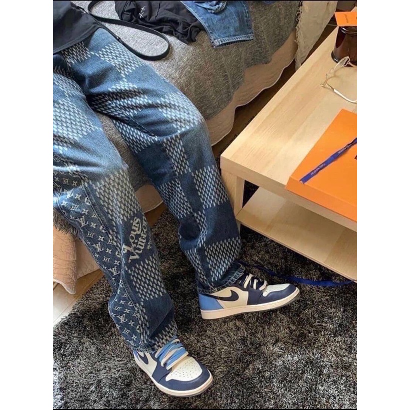 louis-vuitton-lv2-x-nigo-giant-damier-waves-monogram-melted-denim-jeans-กางเกงยีนส์ขายาว-ทรงกระบอก-หลุยส์-โมโนแกรม-ตาราง