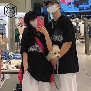คู่รักสวมเสื้อยืดแขนสั้นผู้ชายและผู้หญิงกระแสน้ำในตัวอักษรเปลวไฟ แขนสั้นคอกลม