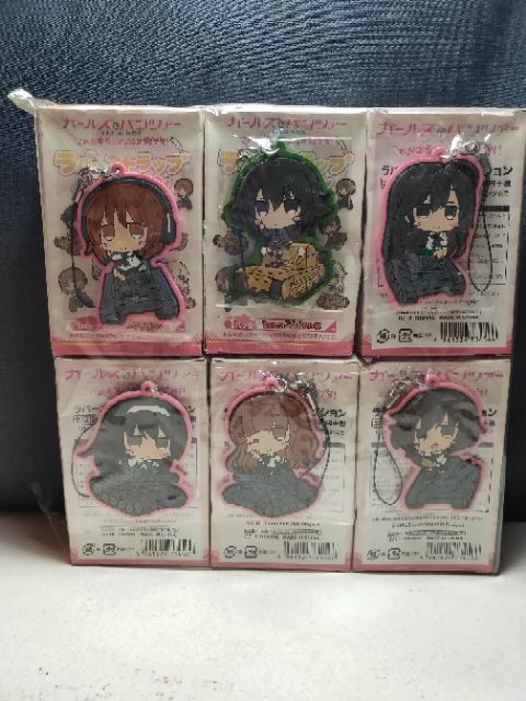 girls-und-panzer-rubber-strap-กล่องบุบเล็กน้อย